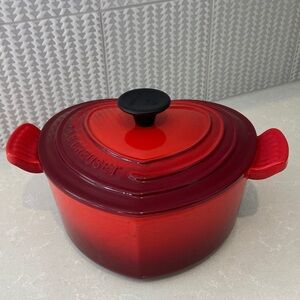 Le Creuset Cherry Red Heart-Shaped Dutch Oven. 2 quart.